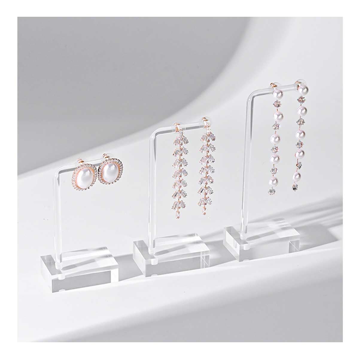 Amazon｜イヤリングスタンド 3個セット ピアススタンド ディスプレイ